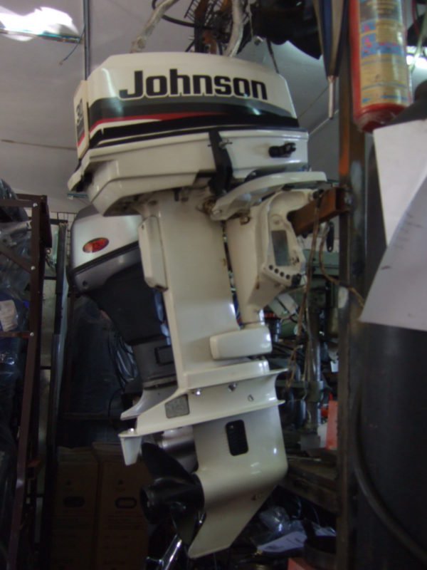 Лодочный мотор Johnson 30 л.с. 2-х тактный